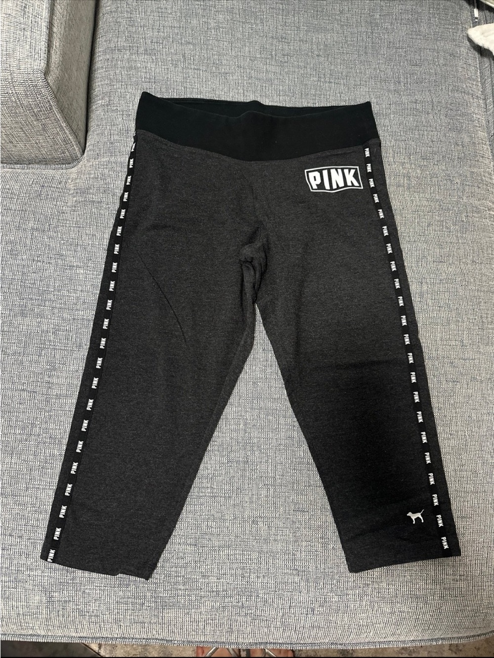 PINK Victoria's Secret Cropped Leggings